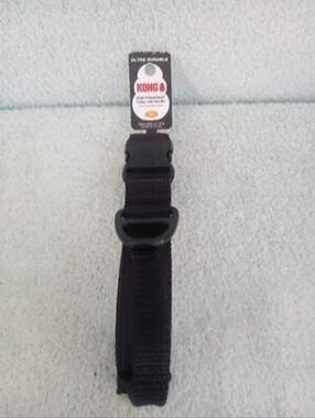 NWT • KONG® Dog Collar • Chew Resistant & Durable (Black) Size Medium